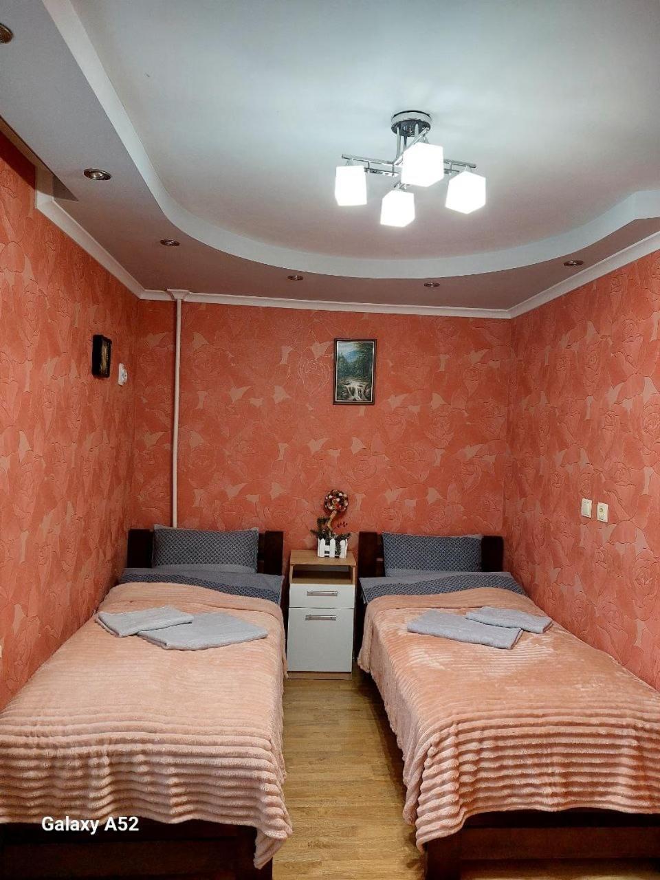 Подобова Оренда Двокімнатної Квартири Старичі Eksteriør billede